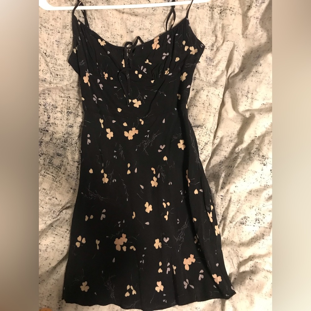 Aritzia Wilfred Bellow Mini Dress in “Black Apricot”, size 0
